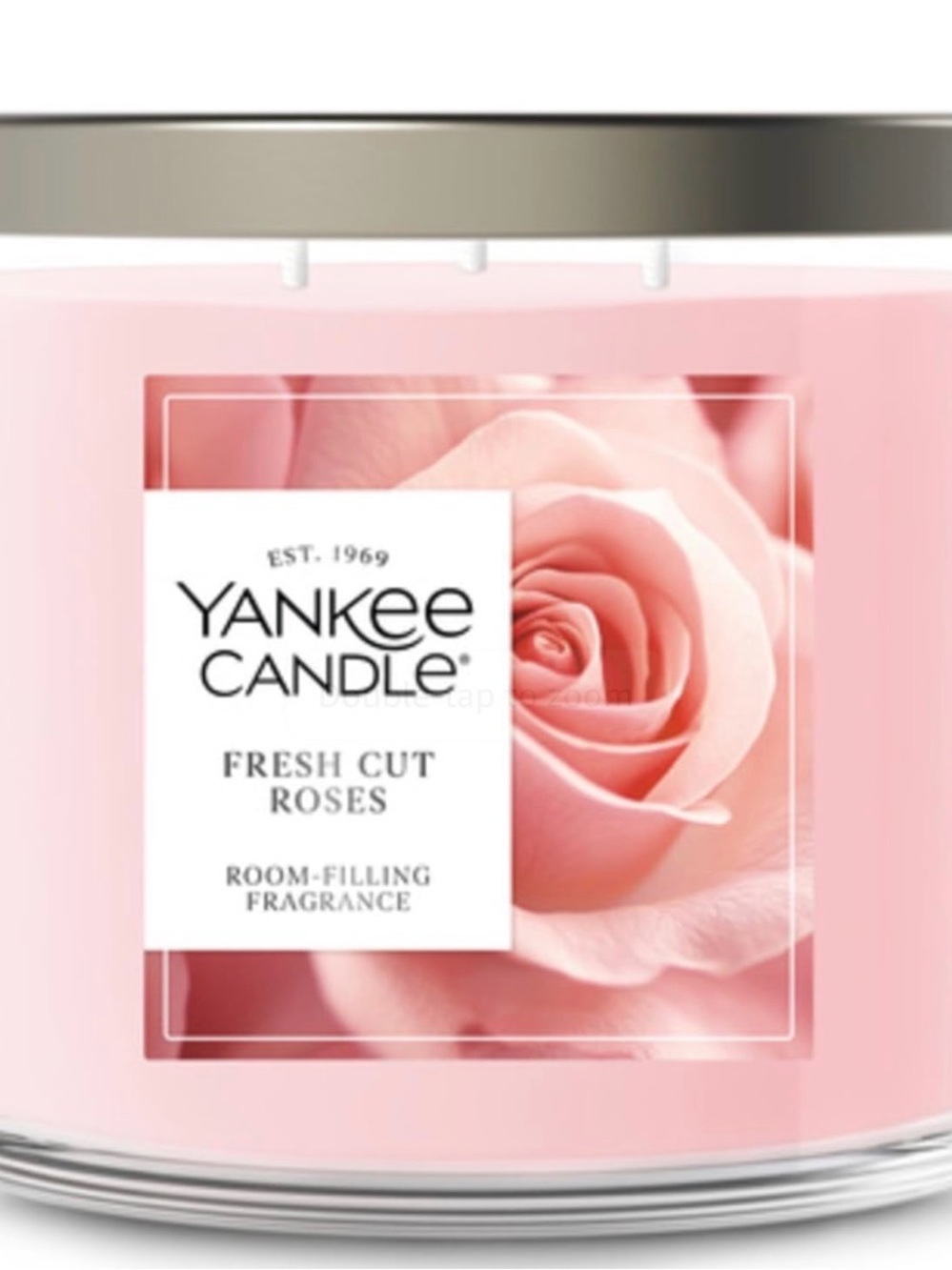 Yankee Candle Fresh Cut Roses Candle NWT